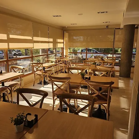 Hotel Estel 2*