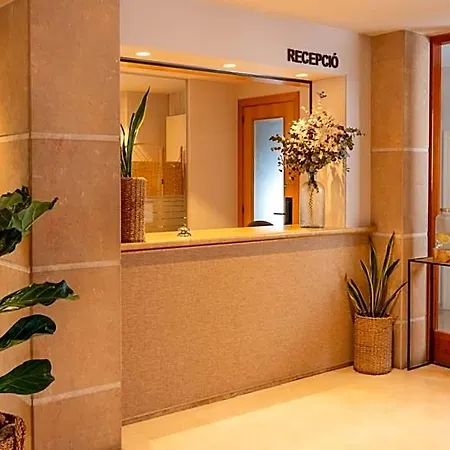 Hotell Estel 2*
